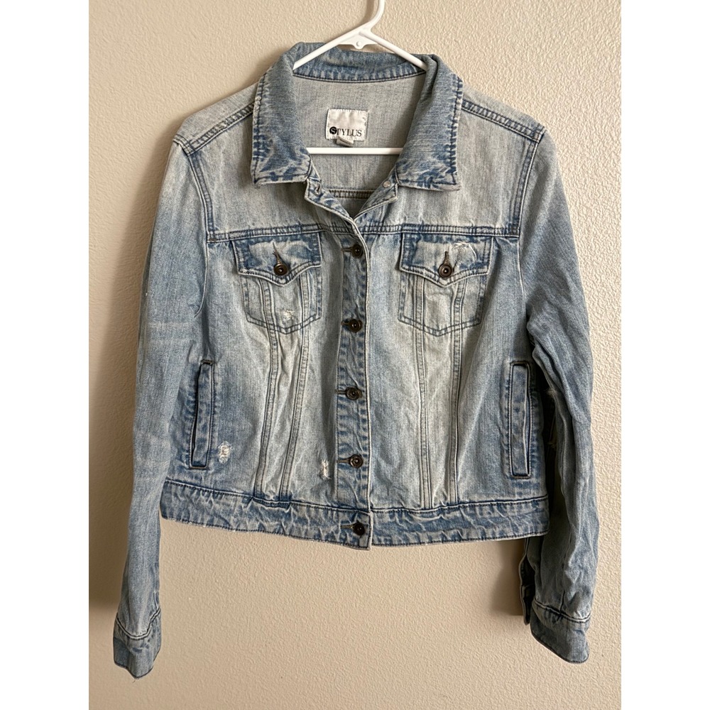 Stylus Womens Light Wash Distressed Denim Jacket XL Blue Jean Trucker Jacket